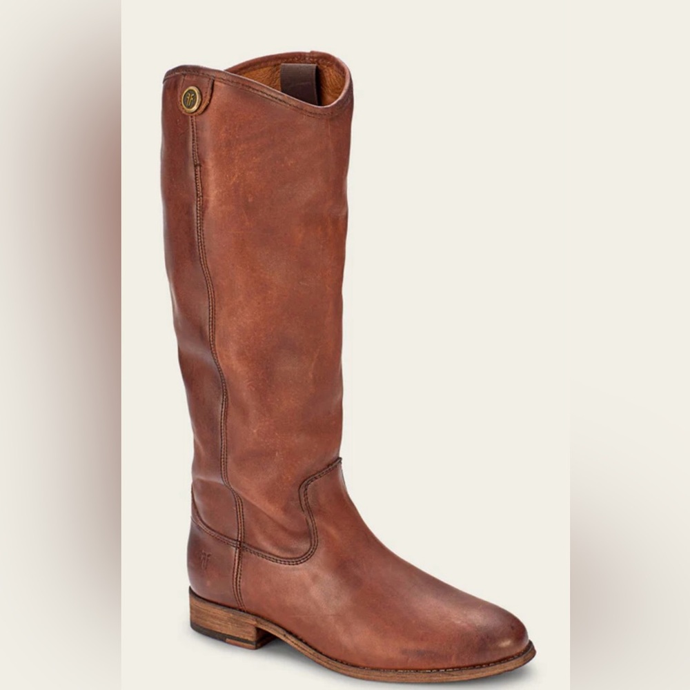 Frye Melissa button boot in cognac. pristine condition. Smoke free home.